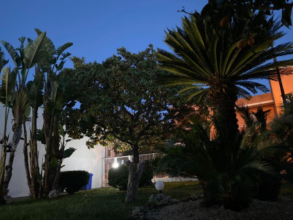Viro House Bed & Breakfast Squinzano Eksteriør bilde