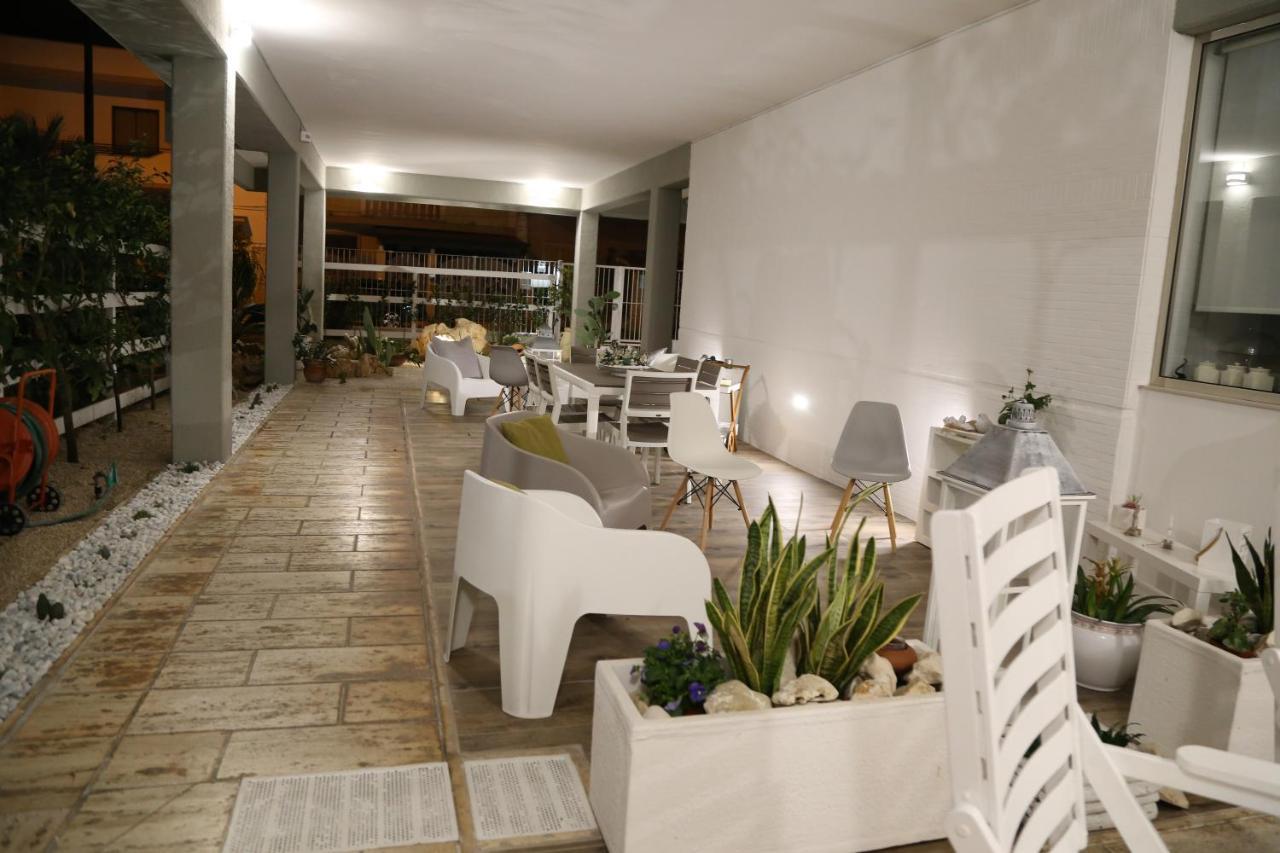 Viro House Bed & Breakfast Squinzano Eksteriør bilde